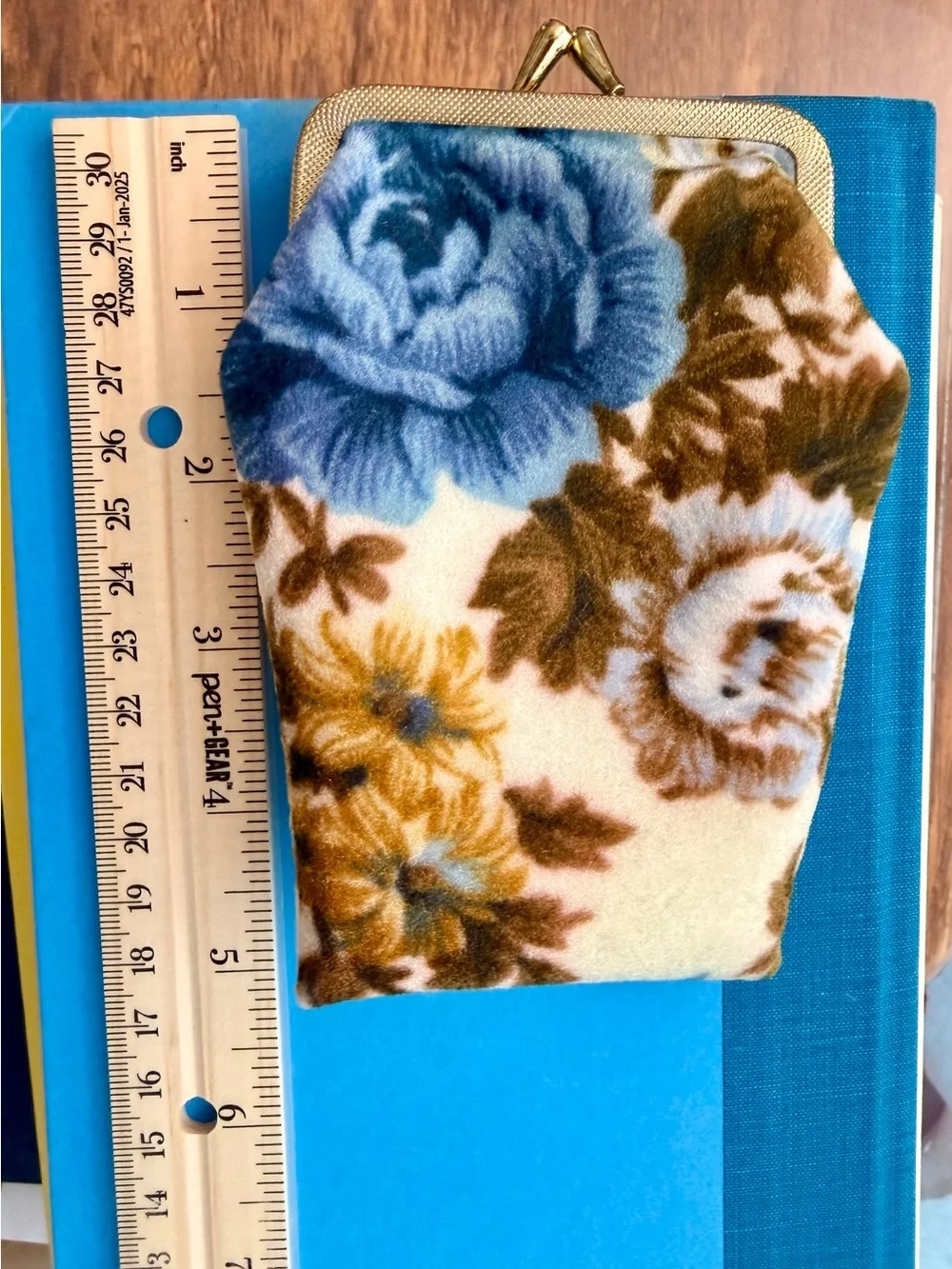 Vintage Floral Velvet Kiss-Lock Purse Set | 3-Piece Retro Coin Purse Set | 60’s